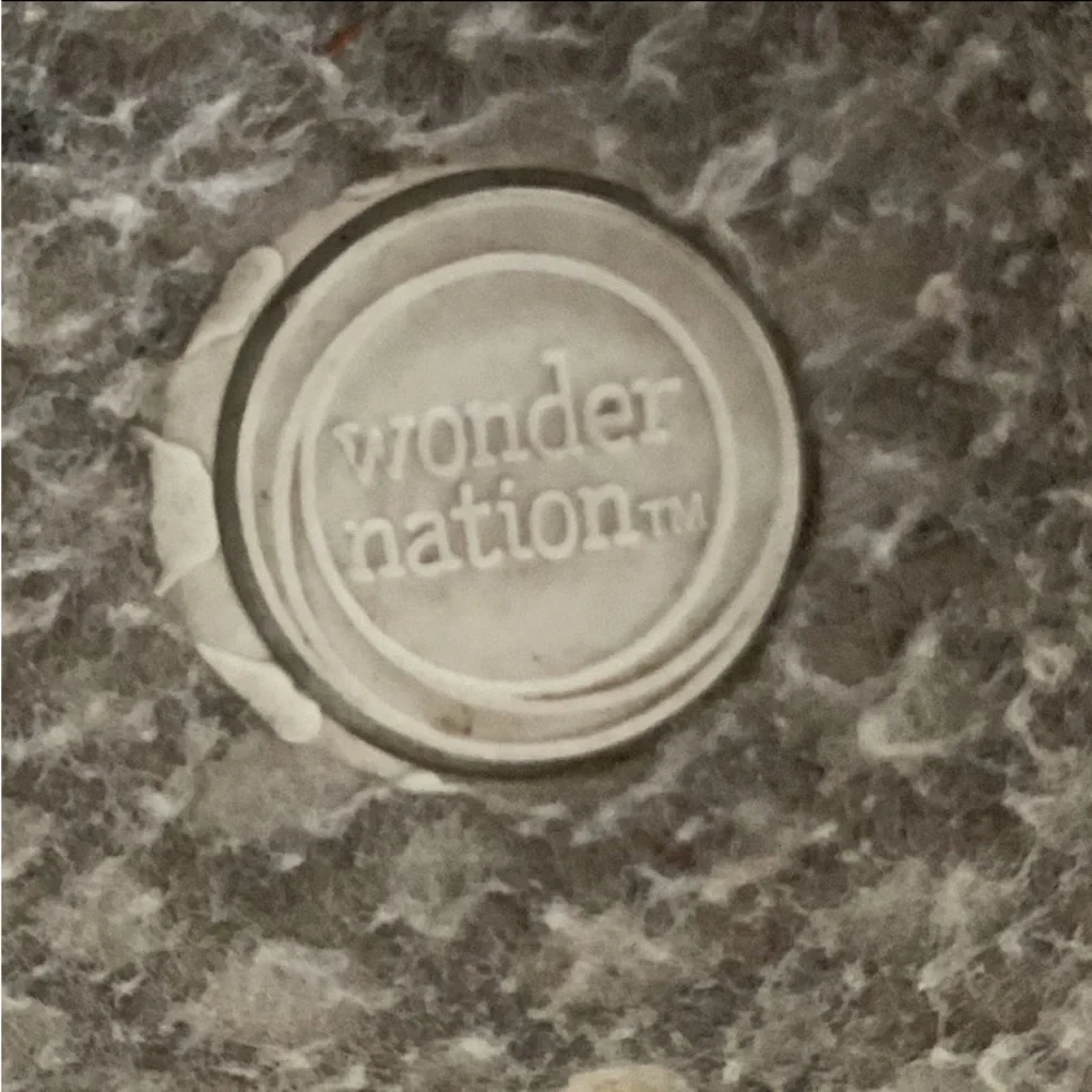 Wonder Nation Canvas Slip-in Sneakers. Size 5 Color: Black / White